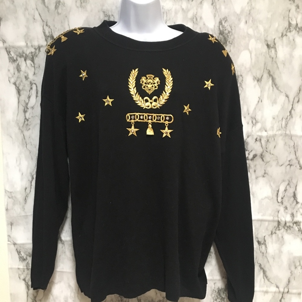 Aftershock pullover sweater in black and gold. XL